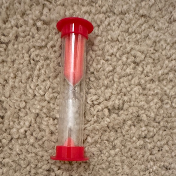 Red Sand Timer for Kids - Picture 4 of 5